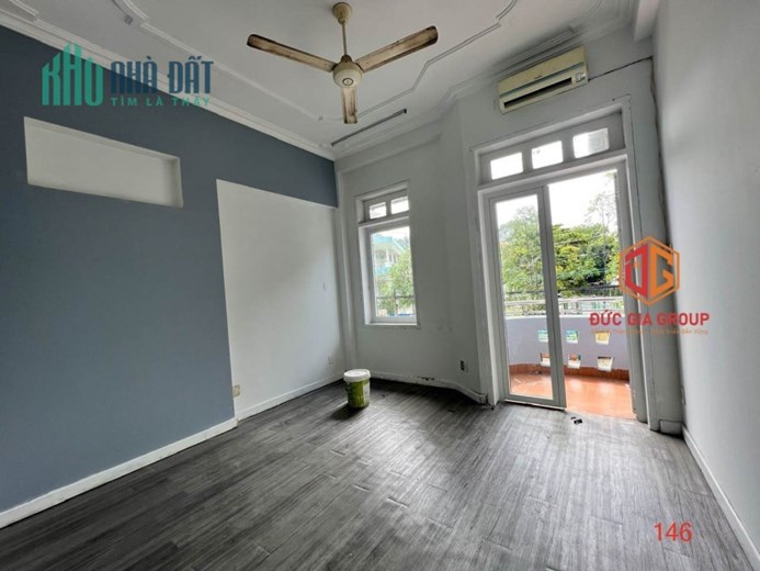 Bán nhà 3 lầu Mặt Tiền Đường Nguyễn Trãi, gần chợ Biên Hoà, chỉ 10 tỷ