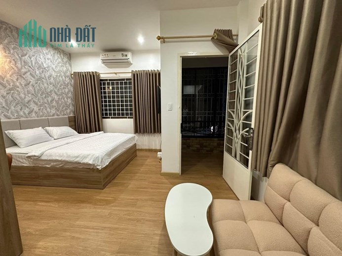 Bán CHDV HXH Thái Văn Lung ,Bến Nghé Quận 1, GIA 23 TY