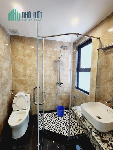 Lô góc 3 thoáng ,gara 2 ô tô ,mua bán nhà riêng Doãn Kế Thiện Mai Dịch  giá rẻ 63m2 giá 18 tỷ