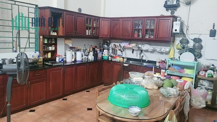 BÁN NHÀ KHU BIỆT THỰ KDC TÊN LỬA, 240m2.