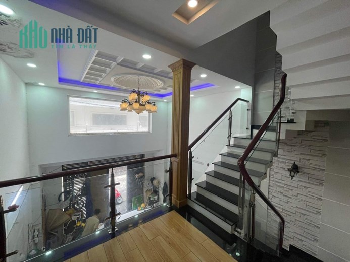 7.5 TỶ - 5 TẦNG NHÀ PHỐ LIỀN KỀ - KHU VIP GÒ VẤP - ĐƯỜNG NHỰA XE TẢI - 5’ QUA 175 - CV GIA ĐỊNH. P.