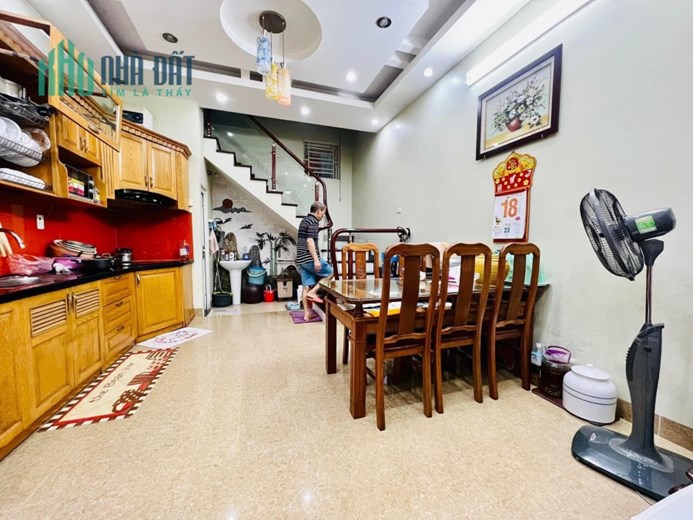 SIÊU HIẾM PHÂN LÔ LÊ TRỌNG TẤN - THANH XUÂN - GẦN PHỐ - 61m2 NHÀ 2 NGÕ Ô TÔ VÀO