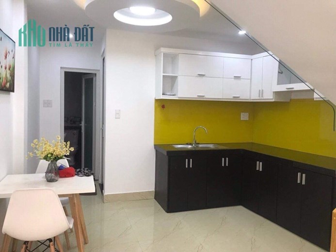 ♥Nhà K368 Hoàng Diệu 42m2, 2 tầng, đẹp, kiệt thông 2.05 tỷ