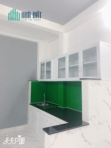 TRUNG TÂM Q10. NHÀ 3 LẦU MỚI ĐẸP LUNG LINH