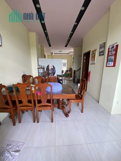 Bán biệt thự lê thị riêng P.T.An Quận 12, BT đôi, Đường 16m, giá chỉ 32 tỷ