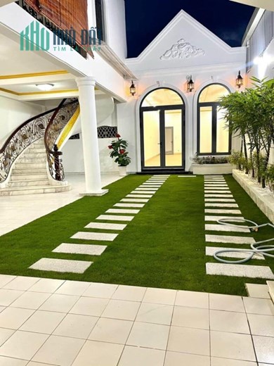 Bán Vila Bùi Văn Ngữ xã TT.Thôn H.Hóc môn, Đường 12m, giá giảm còn 28 tỷ