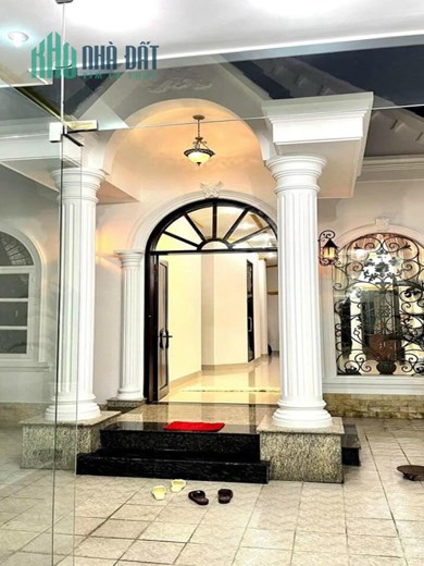 Bán Vila Bùi Văn Ngữ xã TT.Thôn H.Hóc môn, Đường 12m, giá giảm còn 28 tỷ