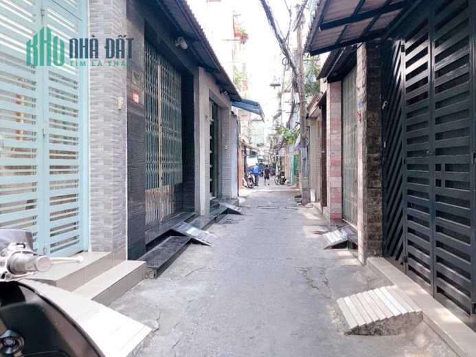 VIP QUẬN 10 - SÁT MẶT TIỀN  - HẺM RỘNG THÔNG - 34M2 - 2 TẦNG - CHỈ 5 TỶ.