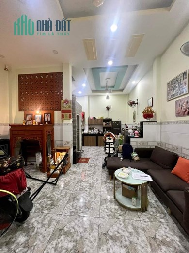 Bán nhà Khu Tên Lửa - Bình Tân - 3 TẦNG ĐÚC BT ĐẸP - SÁT MT - 40M2 - NHỈNH 4 TỶ