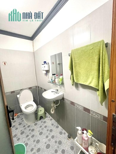Bán gấp nhà Hòa Hưng, Quận 10, 42m2, 3 tầng, chỉ 4 tỷ 300