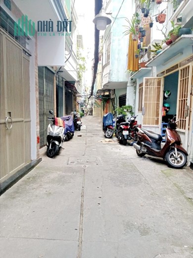 Nhà bán Trệt, lầu hẻm thông 3.5m Vườn Chuối P4Q3 - Giá 3 Tỷ 8