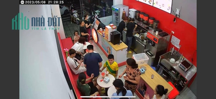 Do không có thời gian quản lý nhượng quán trà sữa, kem Chattoo Hà Đông