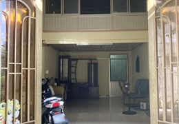 Nhà thuê Trệt, lầu  hẻm 300 Nguyễn Văn Linh P.Bình thuận Q7