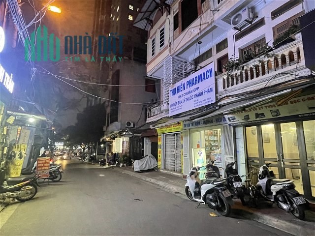 BÁN NHÀ ĐƯỜNG LÁNG, ĐỐNG ĐA,6 TẦNG, OTO ĐỖ CỬA,DIỆN TÍCH 46m2,MẶT TIỀN 4m,CHỈ HƠN 6 TỶ.