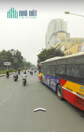 NHÀ MẶT PHỐ HOÀNG QUỐC VIỆT ĐẲNG CẤP - VỈA HÈ SIÊU RỘNG - KINH DOANH ĐỈNH - 64M2 GIÁ CHỈ 28