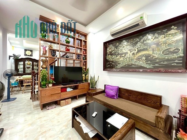 CHÍNH CHỦ CẦN BÁN NHÀ TẠI QUẬN CẦU GIẤY - TP HÀ NỘI