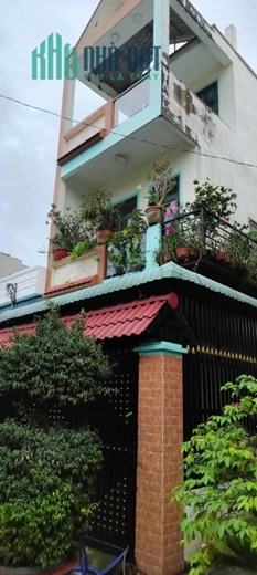 Nhà Ngô Chí Quốc, 63mz, 3 tầng, 4.7mx 14.5m, chỉ 4 tỷ, Phường Bình Chiểu, Thủ Đức.