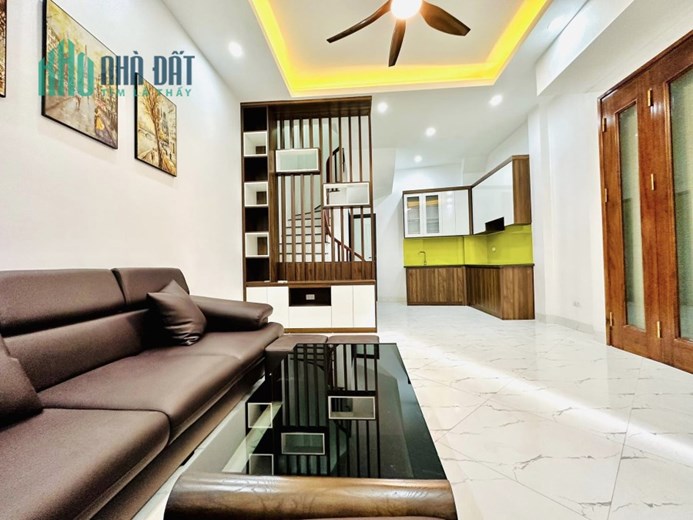 NHÀ LÔ GÓC MỚI KOONG GẦN PHỐ FULL NỘI THẤT 36M2 5 TẦNG MẶT TIỀN 5M GIÁP BÁT
