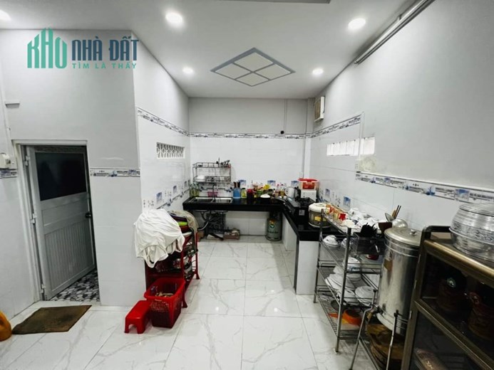 NHÀ BÁN GIÁ RẺ BẤT NGỜ -ĐƯỜNG SỐ 6 GV.