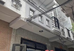Quận 8. Nhà mới tuyệt đẹp ,2 lầu , 3pn,chỉ 3 tỷ