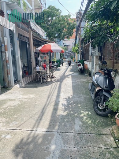 CẦN BÁN NHÀ  CẤP 4 , HẺM 253 TRẦN XUÂN SOẠN ,( HẺM 4M) PHƯỜNG TÂN KIỂNG, QUẬN 7 , TPHCM