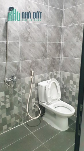 Cho Thuê Tòa Nhà Mặt Tiền Trần Quang Khải Quận 1. Diện tích:850m2, 6.2 m x 20 m (nở hậu 8.5 m), 7