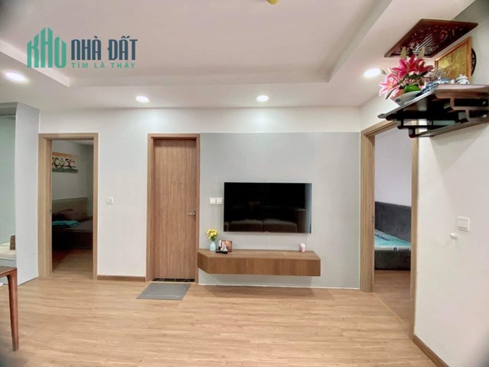 Bán chung cư Trung Hòa Nhân Chính 60m 2PN view thoáng căn góc sửa mới 2.25 ty LÔ GÓC tặng NT