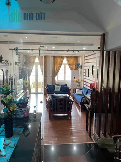 BÁN NHÀ NGAY KHU SÂN BAY- P4. TÂN BÌNH- 90M2 -CÓ HẦM ĐỂ Ô TÔ- 5 TẦNG- FULL NỘI THẤT SỊN- GIÁ CHỈ