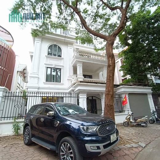 dịch vọng cầu giấy siêu biệt thự KĐTM vỉ hè đương lớn > 60 tỷ 196m 3t.