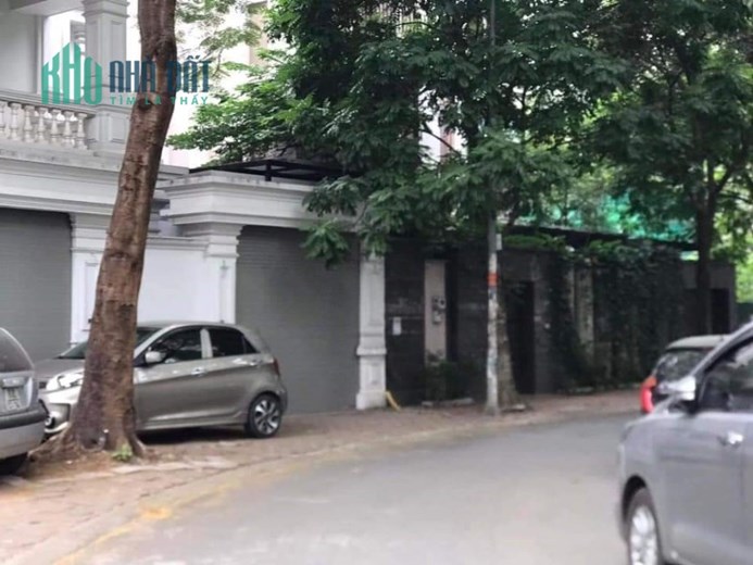 dịch vọng cầu giấy siêu biệt thự KĐTM vỉ hè đương lớn > 60 tỷ 196m 3t.