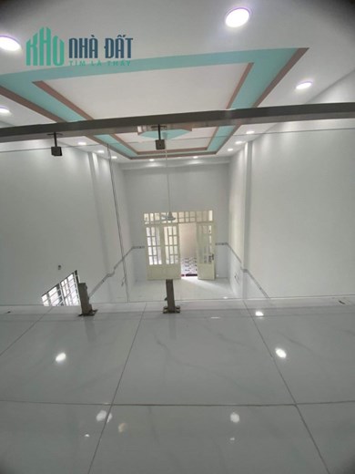 *Bán Gấp Nhà mặt tiền đường số 8 Bình Tân 64m2 ,2 Tầng Giá3 tỷ720