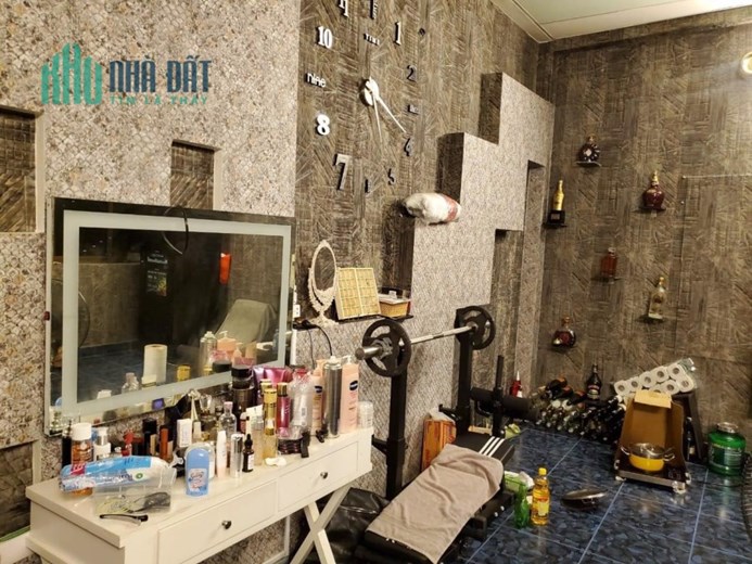 BÁN NHÀ ÂU DƯƠNG LÂN-,Q8- HẺM XE Ô TÔ TRÁNH, 4 TẦNG, NGANG 5M X 18M-90M2- GIÁ BÁN CHỈ 9.9 TỶ