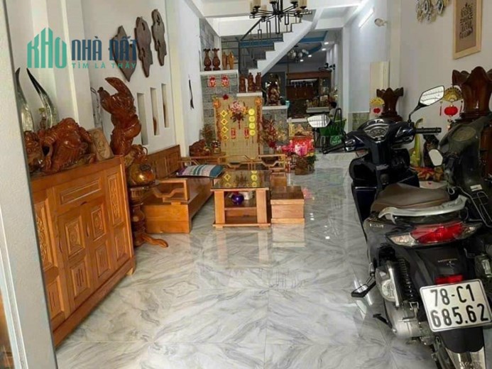 NHÀ NGANG 7M MT ĐƯỜNG SỐ 12M TÂN QUY Q7 DTĐẤT 130M2