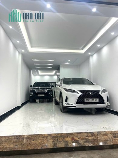 Bán nhà đẹp Nguyễn Văn Cừ 70m2, 6 Tầng, MT 4,5m, ô tô tránh – thang máy giá 12,x tỷ