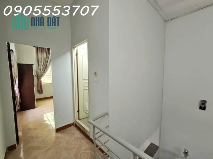 Nhà 2 tầng ngay Chợ Cồn, Đà Nẵng, Diện tích: 55m2, gần đường chính. Giá chỉ 2,x tỷ