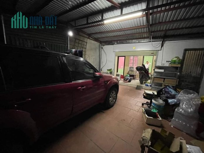 Bán Nhà Ngõ 355 Xuân Đỉnh 122m2, nhà C4, ngõ thông rộng, ô tô đỗ cửa vào nhà, diện tích roongjm mặt