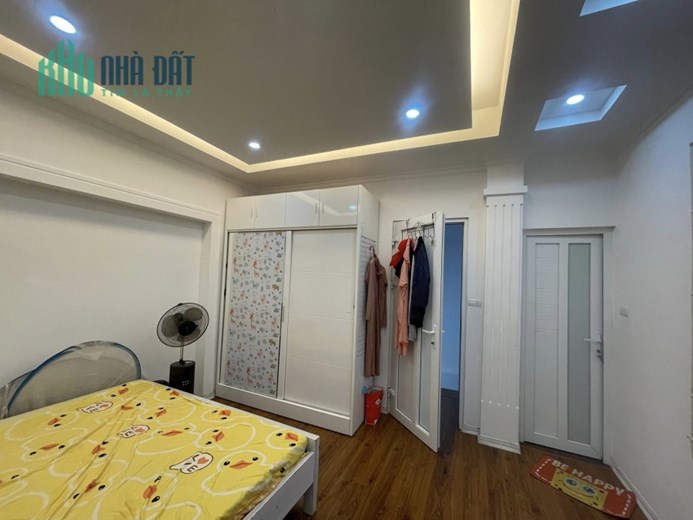 Bán nhà ngõ 94 Hoàng Ngân Cầu Giấy 43m2 x 5T gần ô tô , 35m ra phố mới đẹp siêu thoáng 4.3 ty