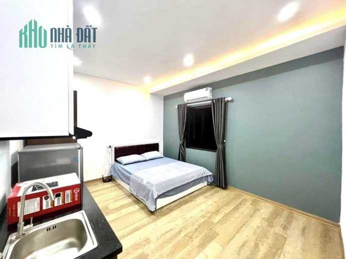 Bán nhà Pháo Đài Láng 52m2 x 5T, MT 4,7m giá 7,85 tỷ