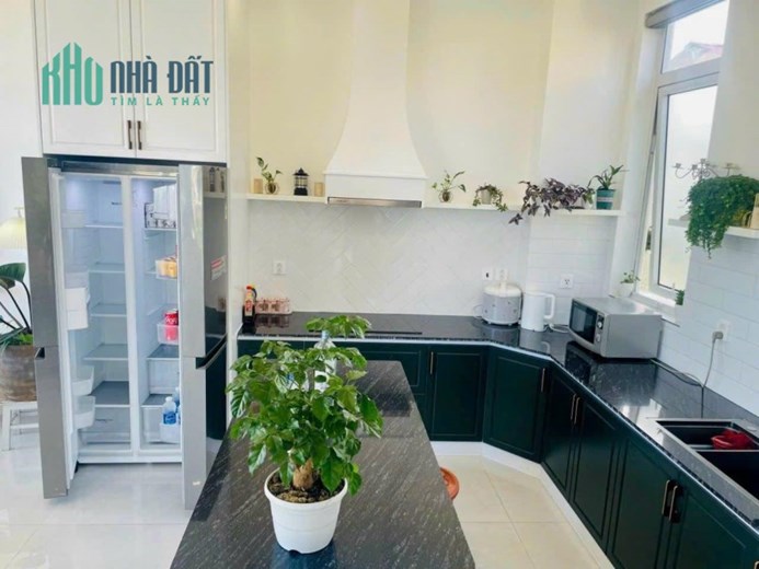 Bán villa Trịnh Hoài Đức Đà Lạt thiết kế hiện đại độc đáo