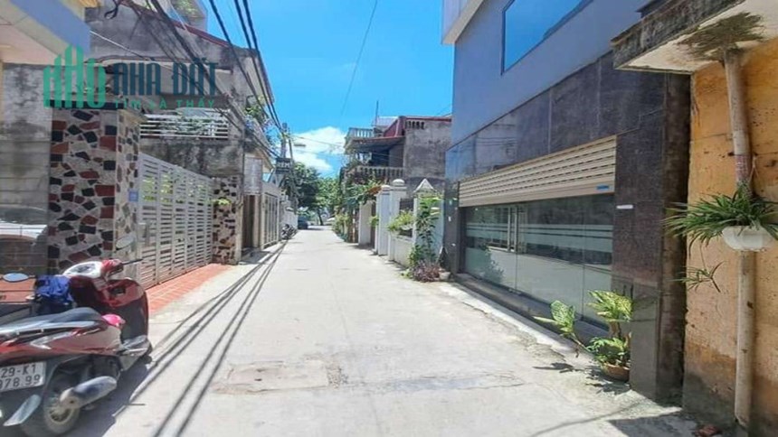Bán nhà Thạch Bàn, Long Biên, oto thông, gần hồ, thoáng rộng 62m2x 5 tầng, 7 tỷ 3