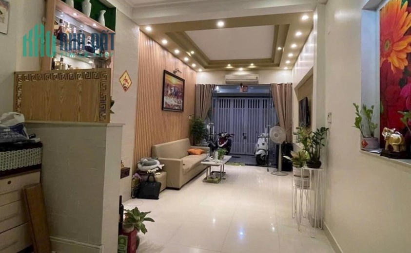 HOÀNG HOA THÁM - NGAY NHÀ GA T3 -60M2 TẶNG NỘI THẤT ĐẸP- NHỈNH 9 TỶ