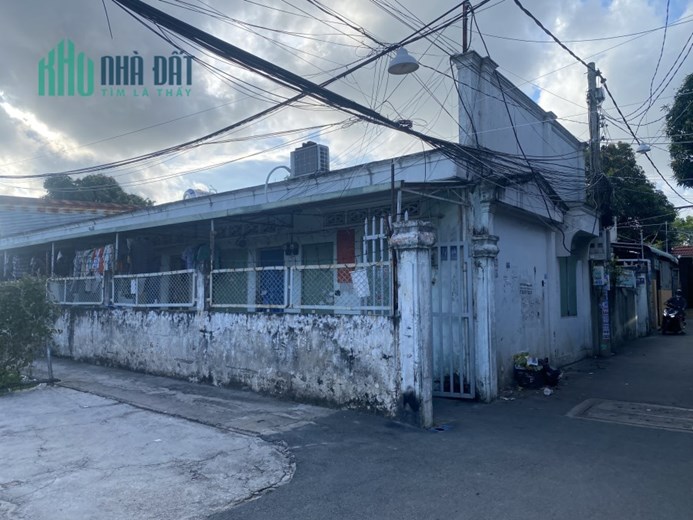 Chính chủ cần bán nhà 2 mặt tiền ngay chợ Lưu Chí Hiếu