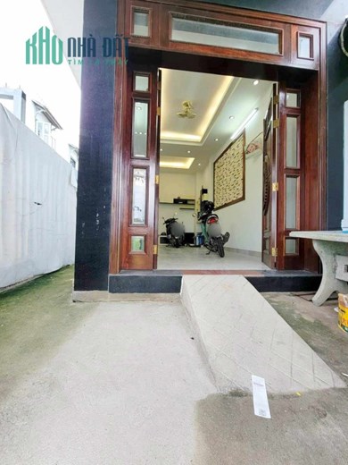 Bán GẤP nhà 4 tầng, 76m2, 4PN nhỉnh 4Tỷ HXH Hà Huy Giáp, Quận 12 đang cho thuê