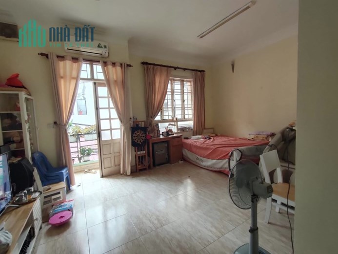 Bán nhà đẹp Mễ Trì Thượng, 42m2, 4T Ô tô tránh cách 1nhà ngõ thông giá chỉ với 5 tỷ
