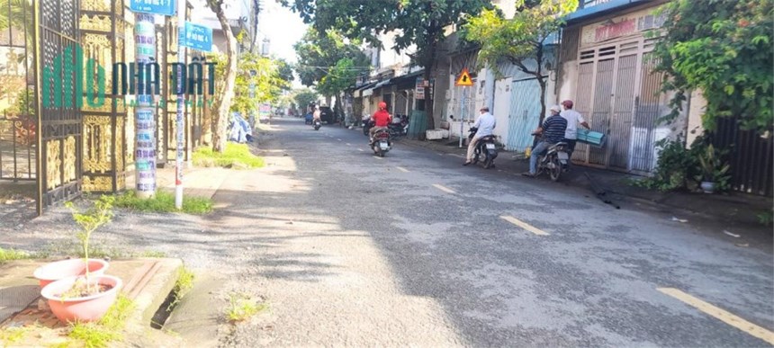 Nhà Mặt Tiền Kinh Doanh Chỉ 4 Tỷ Tại Thới Tam Thôn Hóc Môn