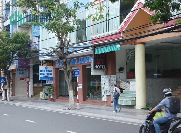 Bán nhà 2 mặt đường Hùng Vương phố Tây ở Nha Trang