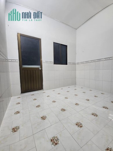 NHÀ Q6 -3 TẦNG 2 PHÒNG- SỔ VUÔNG VỨC