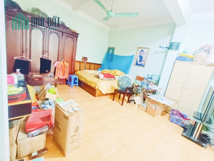 BÁN ĐẤT TẶNG NHÀ PHƯƠNG MAI, Ô TÔ, 120M2 3T MT6M, GIÁ 11.5 TỶ