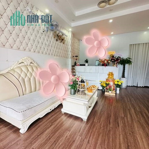 CẦN SANG TIỆM GẤP vị trí đẹp, ngay trung tâm đường vườn lài quận Tân Phú