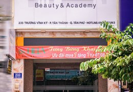 SANG TRUNG TÂM THẨM MỸ CAO CẤP MẶT TIỀN KHU TẤP NẬP NHẤT QUẬN [TÂN PHÚ] CHỈ 450 TRIỆU BAO CỌC
